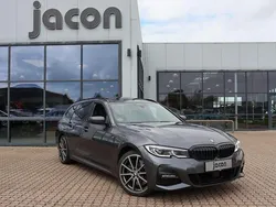Grau Gebraucht 2020 BMW 330 M Sport Limousine | 22.400 € (Fairer Preis)