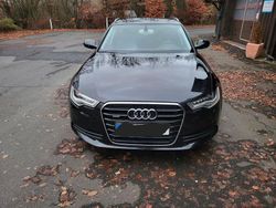 Schwarz Gebraucht 2012 Audi A6 Ambiente Kombi | 20.000 € (Teuer)