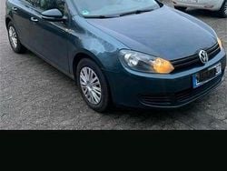 Blau Gebraucht 2025 VW Golf VIII Limousine | 4.800 €