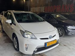 Weiß Gebraucht 2012 Toyota Prius Limousine | 6.750 € (Guter Preis)