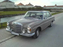 Beige Gebraucht 1970 Mercedes S280 Limousine | 29.500 €