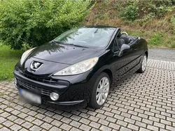 Schwarz Gebraucht 2010 Peugeot 207 CC Cabrio | 3.500 € (Fairer Preis)