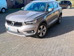Grau Gebraucht 2021 Volvo XC40 SUV | 24.750 € (Guter Preis)