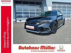 Crystal black pearl Gebraucht 2022 Honda Civic Advance Limousine | 30.900 € (Superpreis)