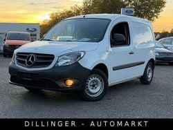 Weiß Gebraucht 2018 Mercedes Citan 112 Van / Kleinbus | 10.870 €