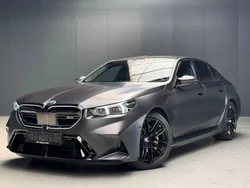 Grau Neu 2025 BMW M5 Sport Line Limousine | 178.381 €