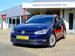 Blau Gebraucht 2019 VW Golf VII Comfortline Kombi | 9.450 € (Fairer Preis)