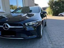 Schwarz Gebraucht 2020 Mercedes CLA200 Shooting Brake Kombi | 20.000 € (Fairer Preis)