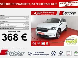 Weiß (moonweissmetallic) Gebraucht 2021 Skoda Enyaq iV SUV | 30.949 € (Guter Preis)