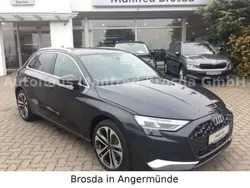 Grau Neu 2024 Audi A3 Sportback Advanced Limousine | 37.900 € (Etwas zu teuer)