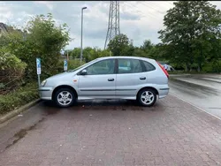 Silber Gebraucht 2006 Nissan Almera Tino Van / Kleinbus | 2.500 € (Teuer)