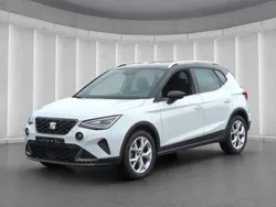 Weiss Gebraucht 2023 Seat Arona FR SUV | 19.349 € (Fairer Preis)