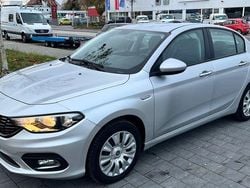 Silber Gebraucht 2017 Fiat Tipo Easy Limousine | 7.800 € (Guter Preis)