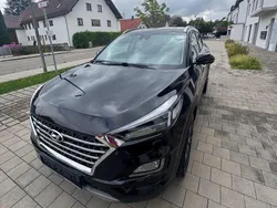 Phantom black Gebraucht 2019 Hyundai Tucson Premium SUV | 19.880 € (Guter Preis)