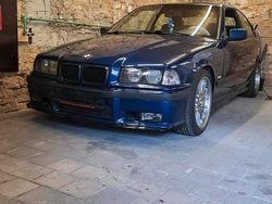 Blau Gebraucht 1997 BMW 323 Compact Sport Line Kleinwagen | 10.800 €