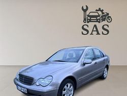 Andere farben Gebraucht 2002 Mercedes C180 Limousine | 4.590 € (Etwas zu teuer)