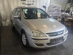 Silber Gebraucht 2004 Opel Corsa Kleinwagen | 1.290 € (Fairer Preis)