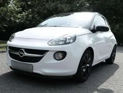 Weiß Gebraucht 2019 Opel Adam Glam Kleinwagen | 12.500 € (Etwas zu teuer)