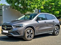 Grau Gebraucht 2020 Mercedes GLA220 SUV | 31.000 € (Guter Preis)