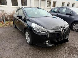 Schwarz Gebraucht 2016 Renault Clio GrandTour Kombi | 4.650 €