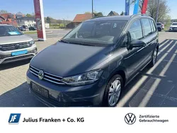 Grau Gebraucht 2024 VW Touran Comfortline Van / Kleinbus | 31.999 € (Fairer Preis)