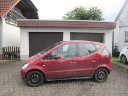 Bordeauxrot Gebraucht 1999 Mercedes A160 Avantgarde Limousine | 990 € (Guter Preis)