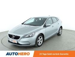 Grau Gebraucht 2018 Volvo V40 Kinetic Kombi | 17.830 € (Fairer Preis)