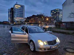 Silber Gebraucht 2006 Mercedes E280 Kombi | 4.500 €