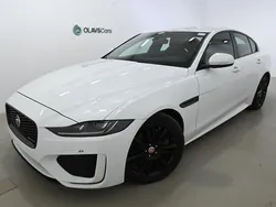 Weiß Gebraucht 2020 Jaguar XE R-Dynamic Limousine | 16.880 € (Superpreis)