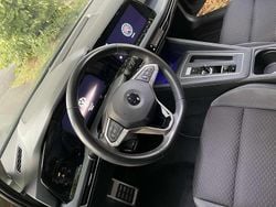 Grau Gebraucht 2023 VW Golf VIII Active Limousine | 21.600 € (Guter Preis)
