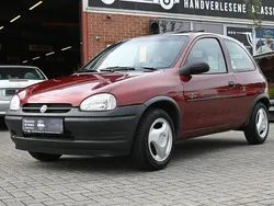 Rot Gebraucht 1995 Opel Corsa Slam Kleinwagen | 5.990 €