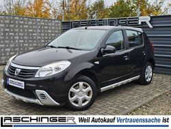 Perlmuttschwarz Gebraucht 2012 Dacia Sandero Lauréate Limousine | 4.980 € (Fairer Preis)