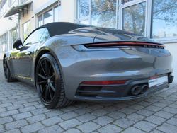 Grau Gebraucht 2024 Porsche 992 Cabrio | 127.950 € (Guter Preis)
