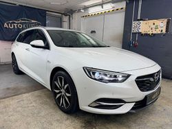 Weiß Gebraucht 2017 Opel Insignia Innovation Kombi | 12.999 € (Fairer Preis)