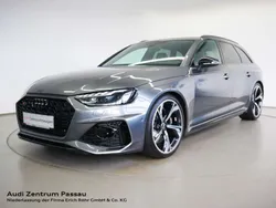 Daytonagrau perleffekt Gebraucht 2023 Audi RS4 Ambiente Kombi | 69.790 € (Guter Preis)
