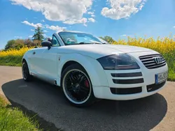Weiß Gebraucht 2000 Audi TT Roadster Basis Cabrio | 3.750 € (Guter Preis)
