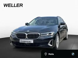 Schwarz Gebraucht 2024 BMW 520 Luxury Line Kombi | 41.850 € (Guter Preis)
