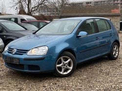 Blau Gebraucht 2005 VW Golf Trendline Limousine | 2.450 € (Superpreis)