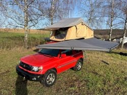 Rot Gebraucht 2001 Mitsubishi Pajero SUV | 8.400 €