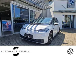 Gletscherweiß (metallic) Gebraucht 2021 VW ID.3 Pro Performance Kleinwagen | 20.930 € (Fairer Preis)