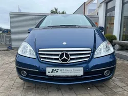 Blau Gebraucht 2010 Mercedes A200 Elegance Limousine | 8.350 € (Etwas zu teuer)