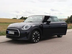 Blau Gebraucht 2022 Mini Cooper Kleinwagen | 20.600 € (Fairer Preis)