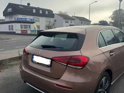 Braun Gebraucht 2022 Mercedes A180 Kleinwagen | 22.500 € (Superpreis)