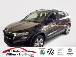 Schwarzmagic perleffekt Gebraucht 2024 Skoda Karoq Selection SUV | 28.491 € (Superpreis)