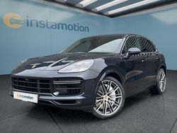 Blau Gebraucht 2020 Porsche Cayenne Turbo SUV | 84.949 € (Teuer)