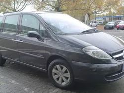 Grau metallic Gebraucht 2004 Citroën C8 Exclusive Van / Kleinbus | 3.990 €