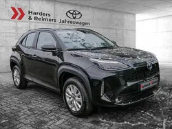 Schwarz Gebraucht 2024 Toyota Yaris Hybrid | 27.380 € (Guter Preis)