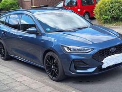 Blau Gebraucht 2022 Ford Focus ST-Line Kombi | 18.990 € (Fairer Preis)