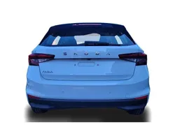 Weiss Neu 2025 Skoda Fabia Selection Limousine | 21.249 € (Etwas zu teuer)