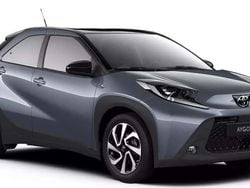 Grau Neu 2025 Toyota Aygo Kleinwagen | 17.990 €